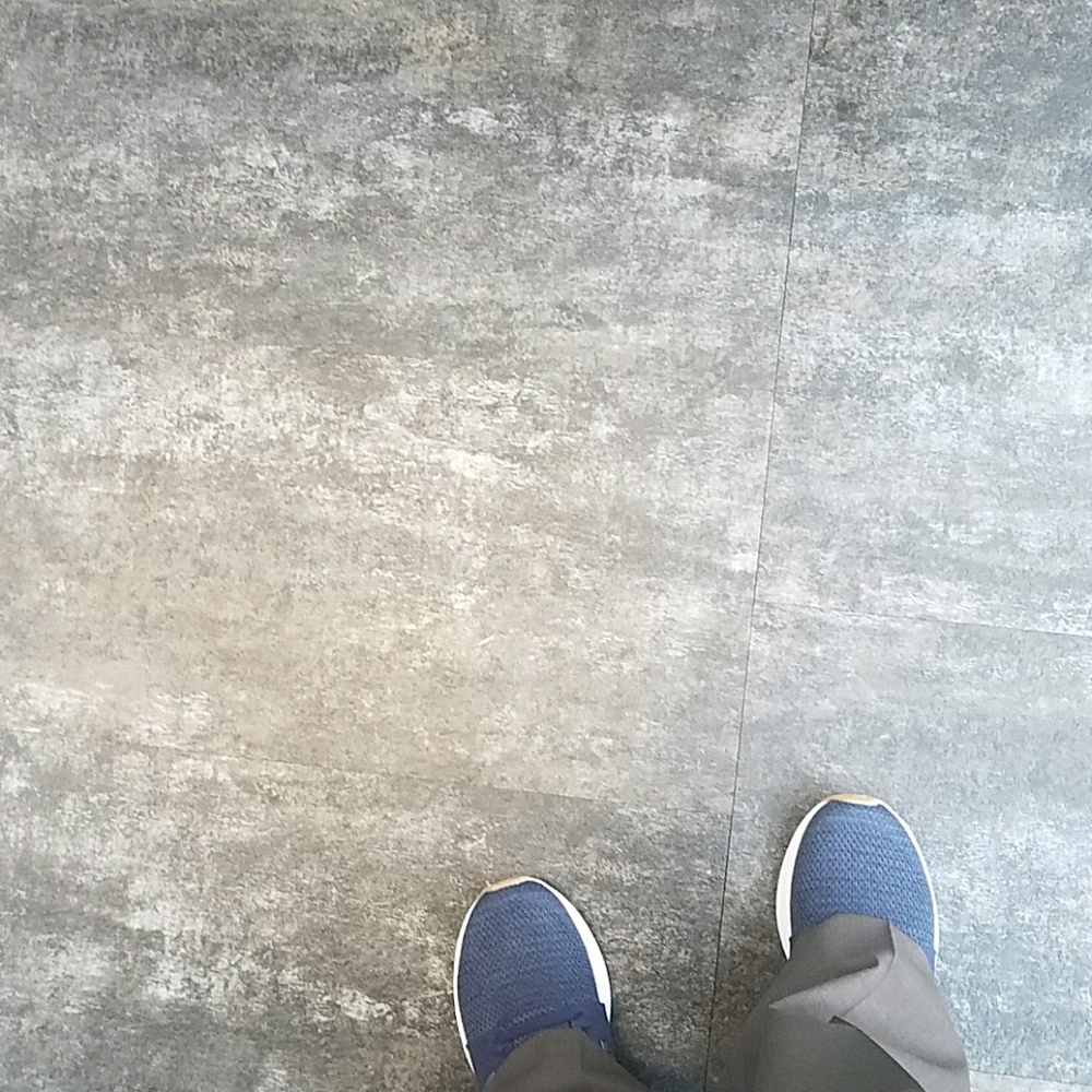 Meet your Posher, Chi chi